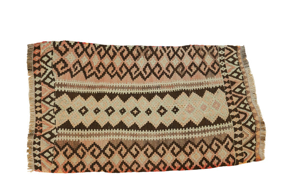 2x3 Vintage Kilim Rug Mat // ONH Item ee002398
