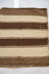 1.5x2 Vintage Kilim Square Rug Mat // ONH Item ee002399 Image 2