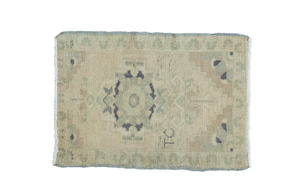 1'7" x 2'3" Vintage Oushak Rug Mat / Item ee002446 image 1