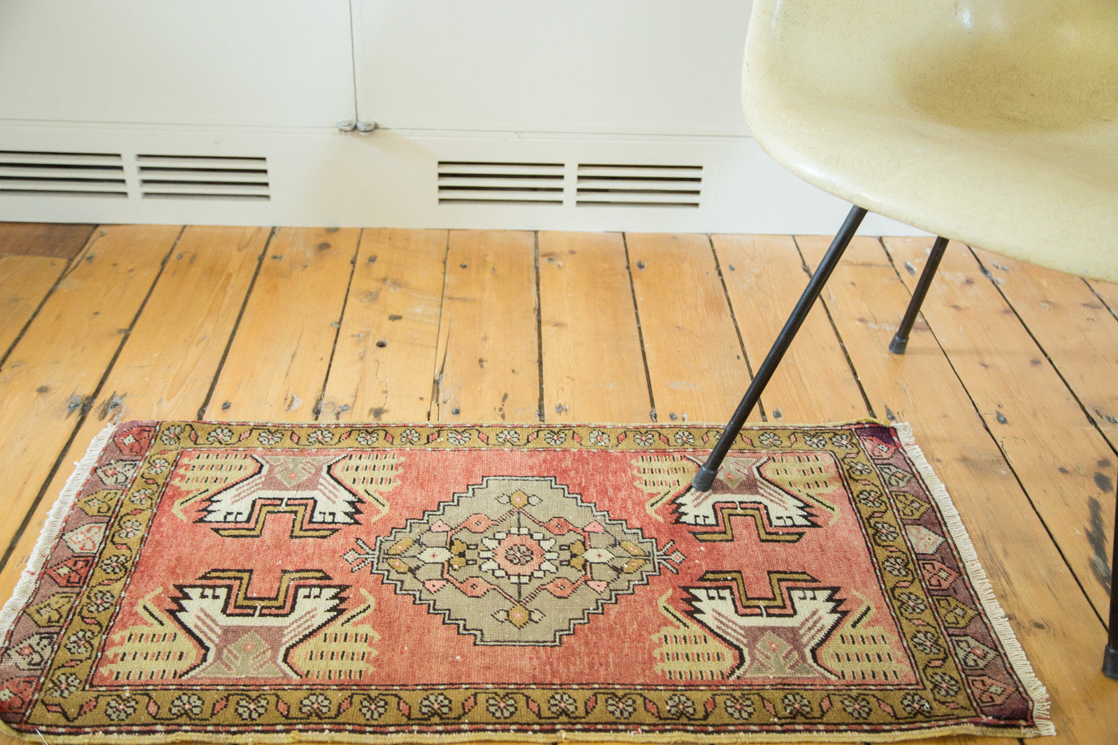 1.5x3 Vintage Oushak Rug Runner // ONH Item ee002455 Image 1