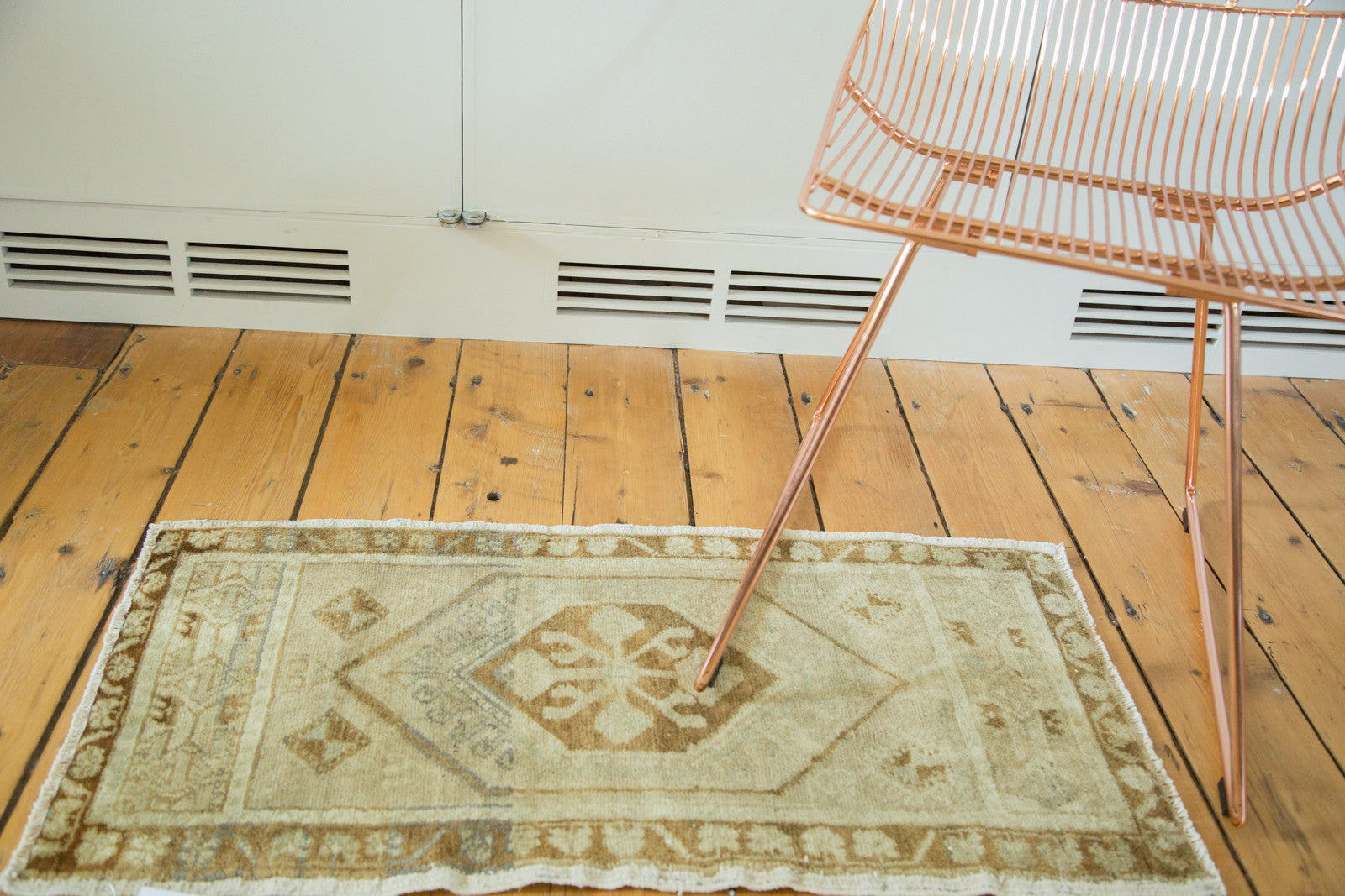 1.5x3 Vintage Oushak Rug Runner // ONH Item ee002469 Image 1