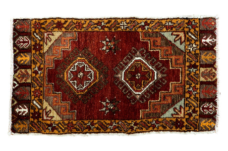 1'7" x 2'8" Vintage Oushak Rug / Item ee002558 image 1