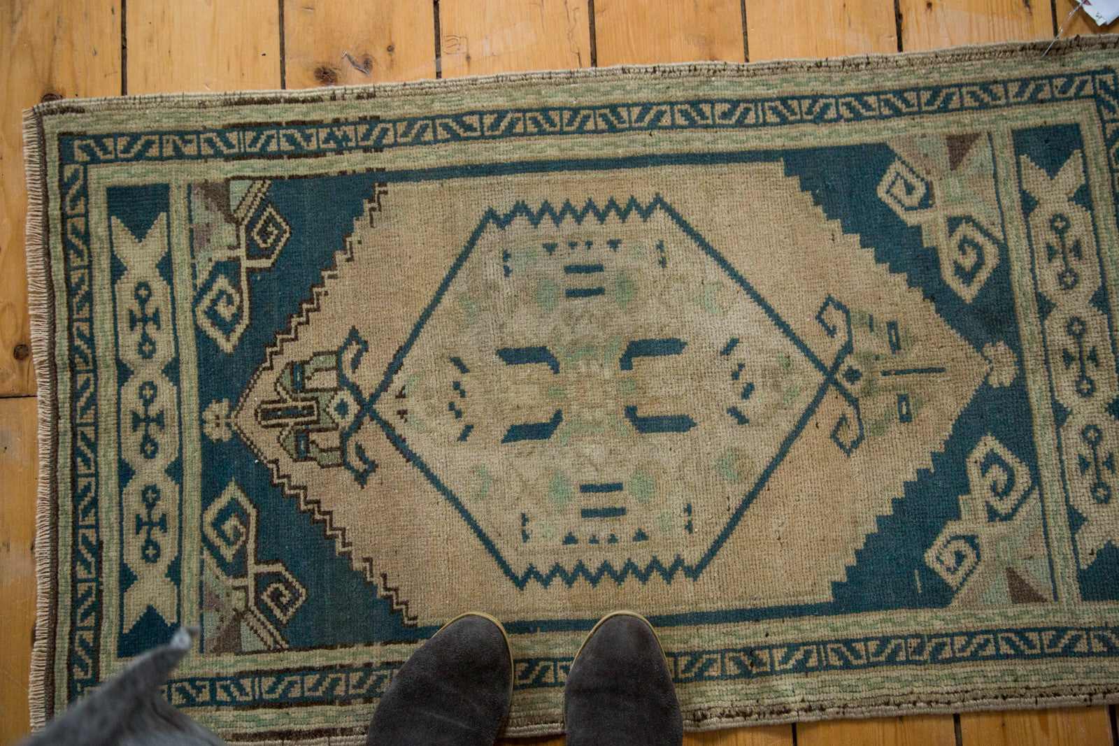 Vintage Oushak Rug Mat