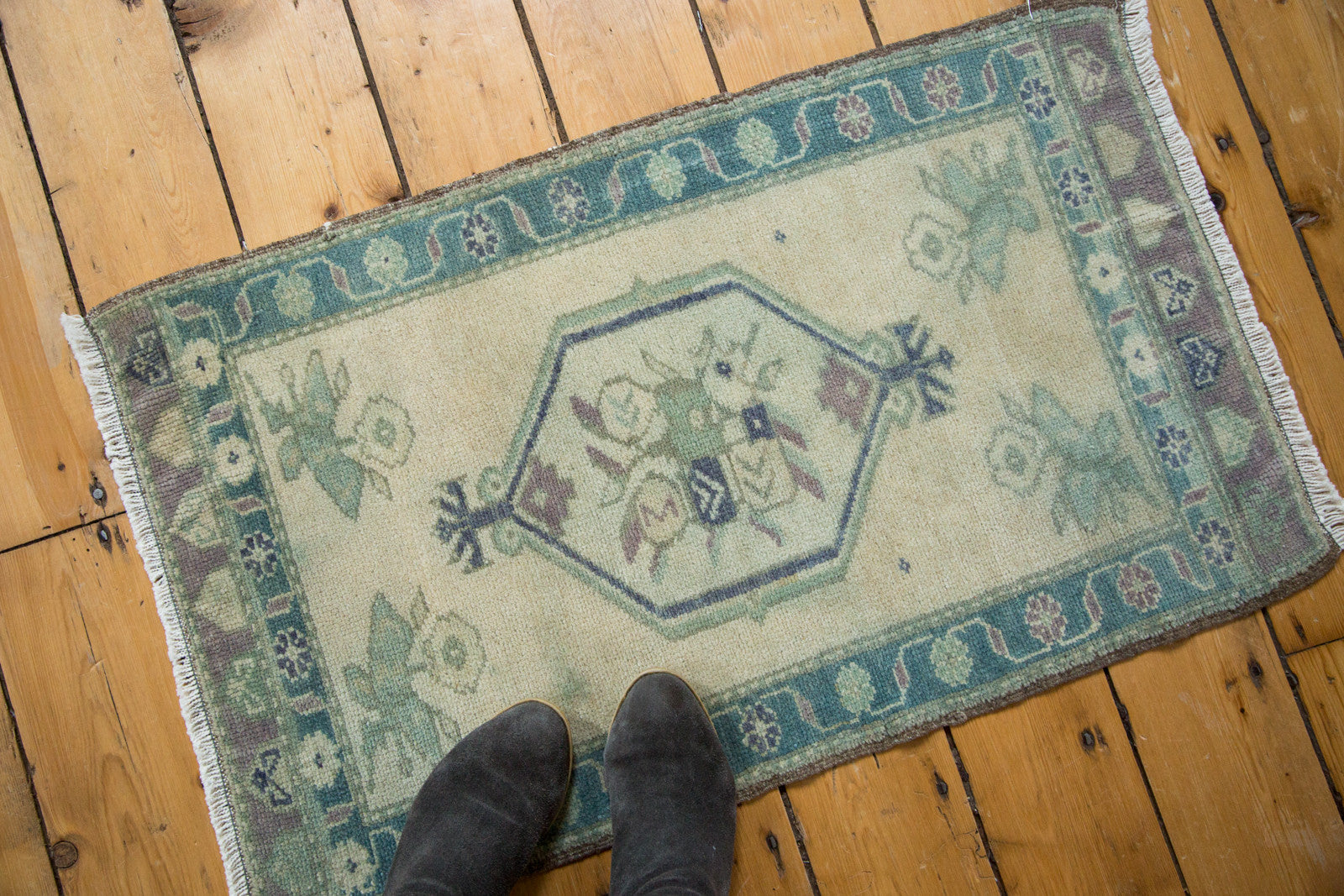 2x3 Vintage Oushak Rug Mat // ONH Item ee002575 Image 1