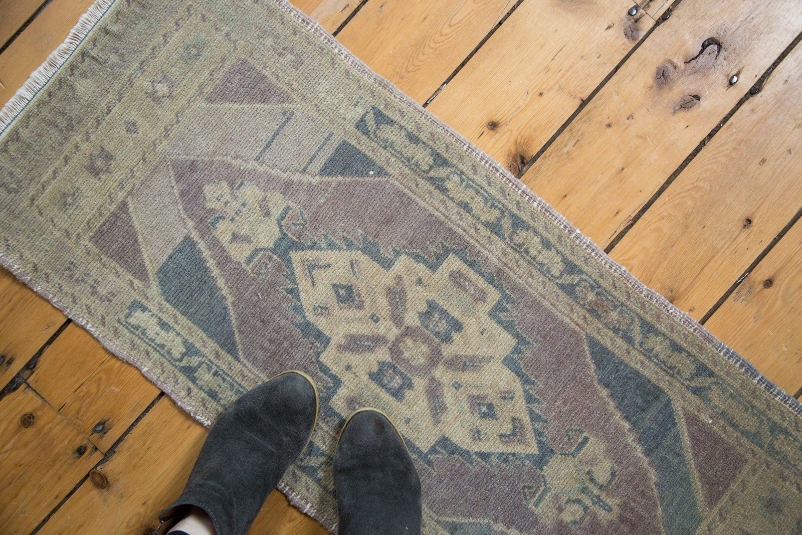 Vintage Oushak Rug Mat
