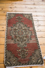 1.5x3.5 Vintage Oushak Rug Mat // ONH Item ee002581 Image 2