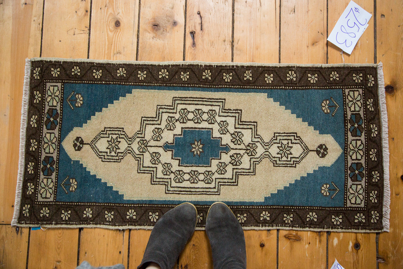 1.5x3.5 Vintage Oushak Rug Mat // ONH Item ee002583 Image 1