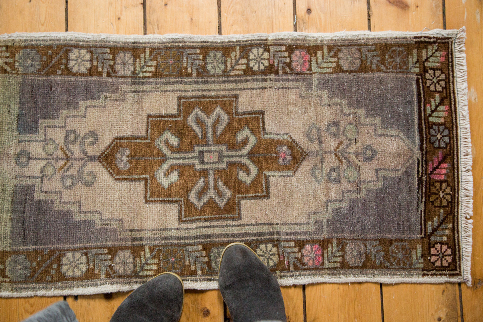 Vintage Oushak Rug Mat