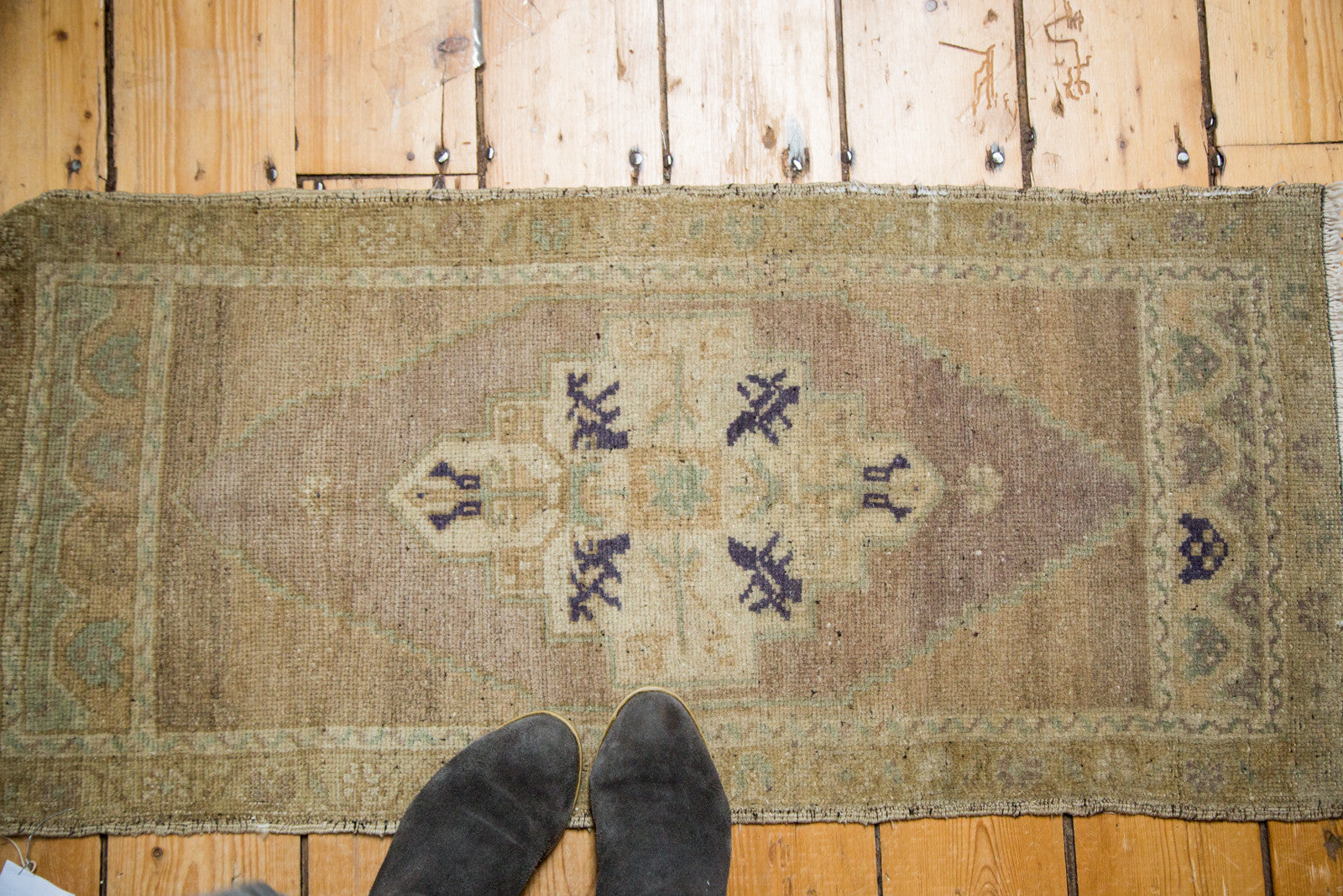 Vintage Oushak Rug Mat
