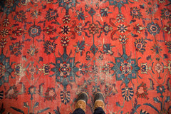  Distressed Vintage Mahal Carpet / Item ee002632 image 2