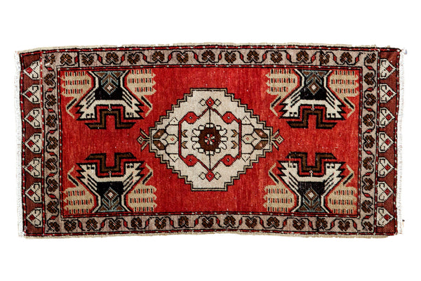 1'8" x 3'4" Vintage Oushak Rug Mat / Item ee002639 image 1