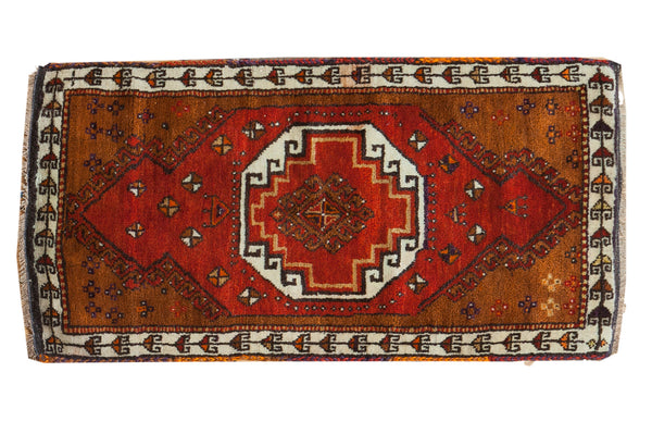 2x3.5 Vintage Oushak Rug Mat // ONH Item ee002729