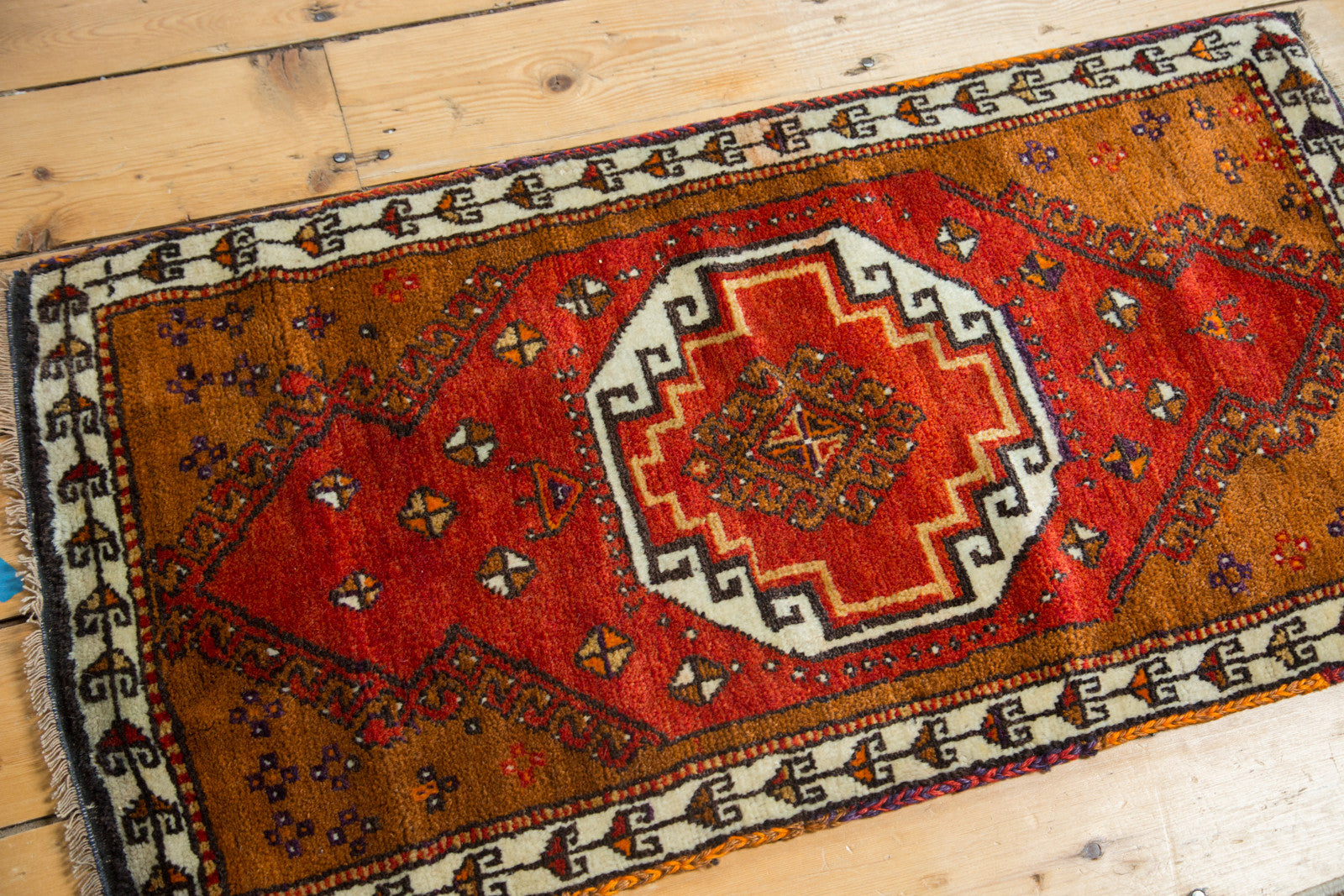 2x3.5 Vintage Oushak Rug Mat // ONH Item ee002729 Image 1