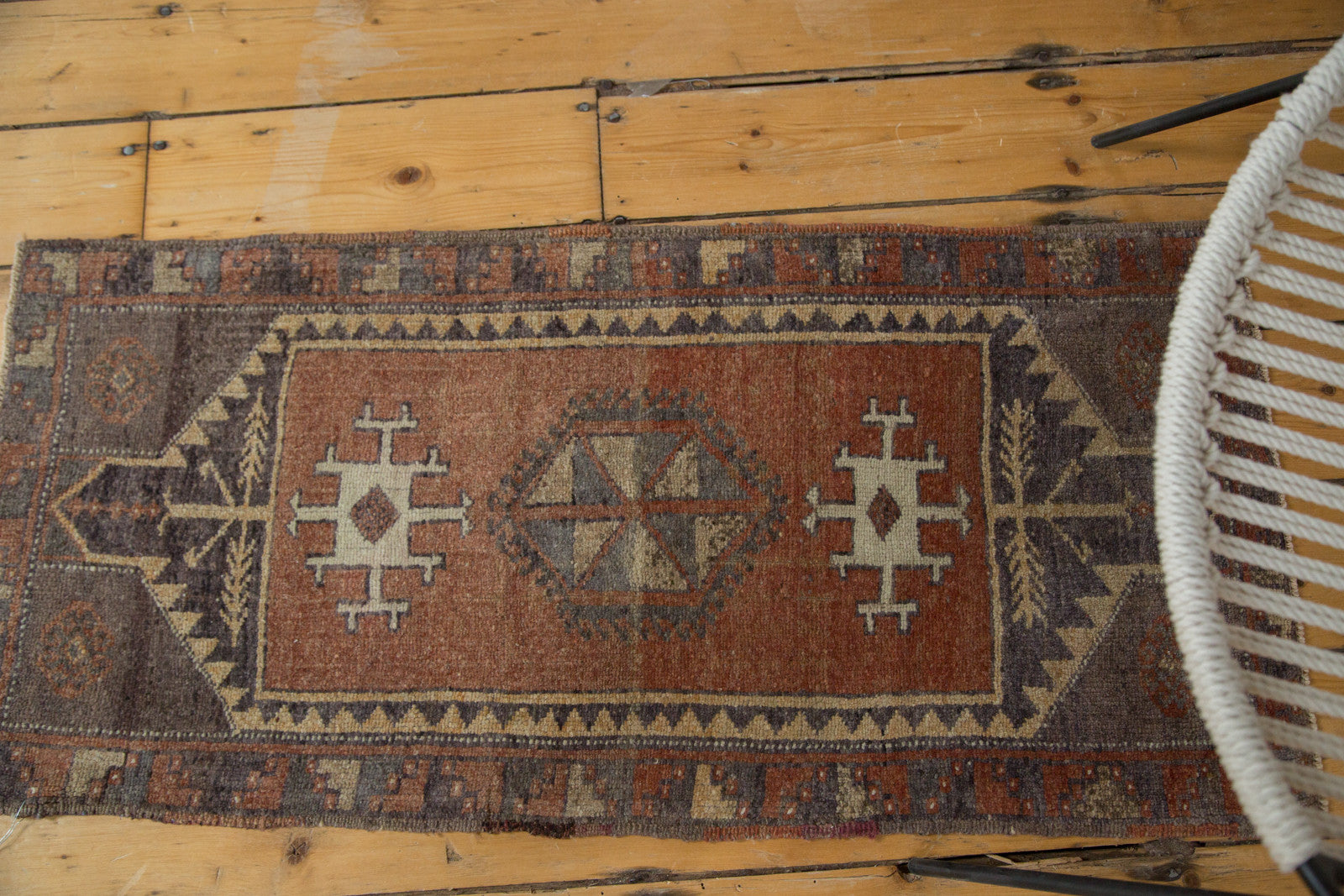 1.5x3.5 Vintage Oushak Rug Runner // ONH Item ee002733 Image 1