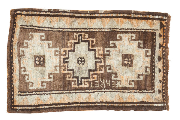 2x3 Vintage Oushak Rug Mat // ONH Item ee002744
