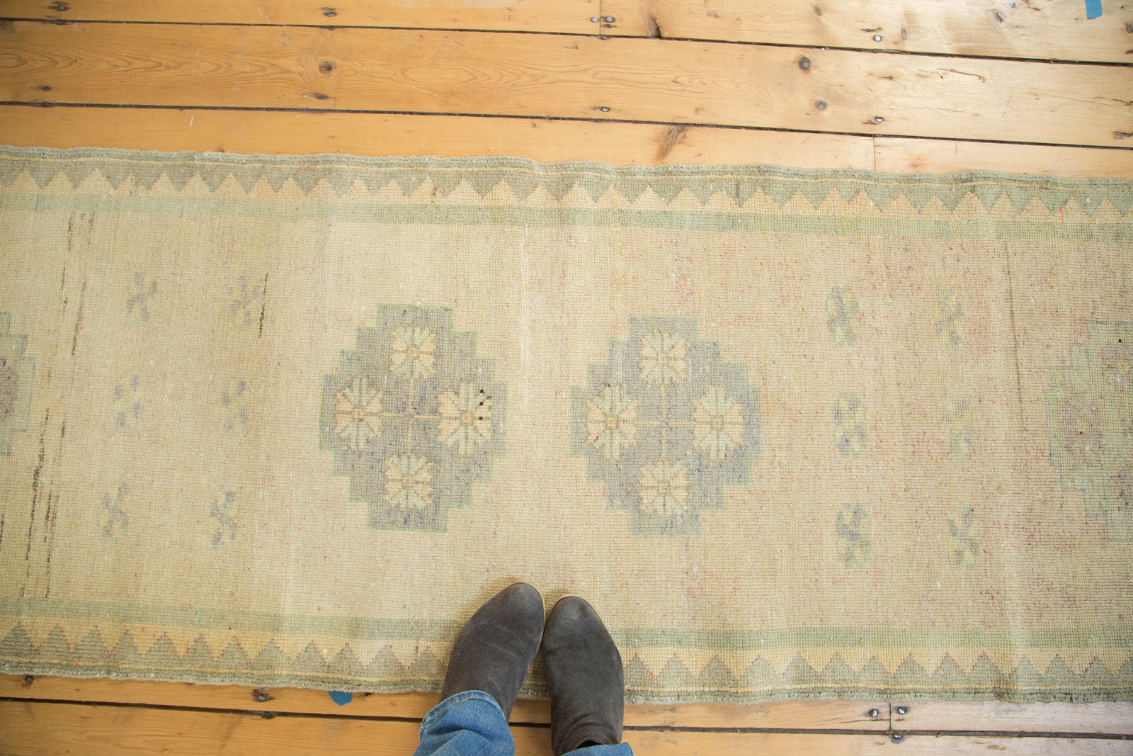 2.5x8 Vintage Oushak Rug Runner // ONH Item ee002755 Image 1