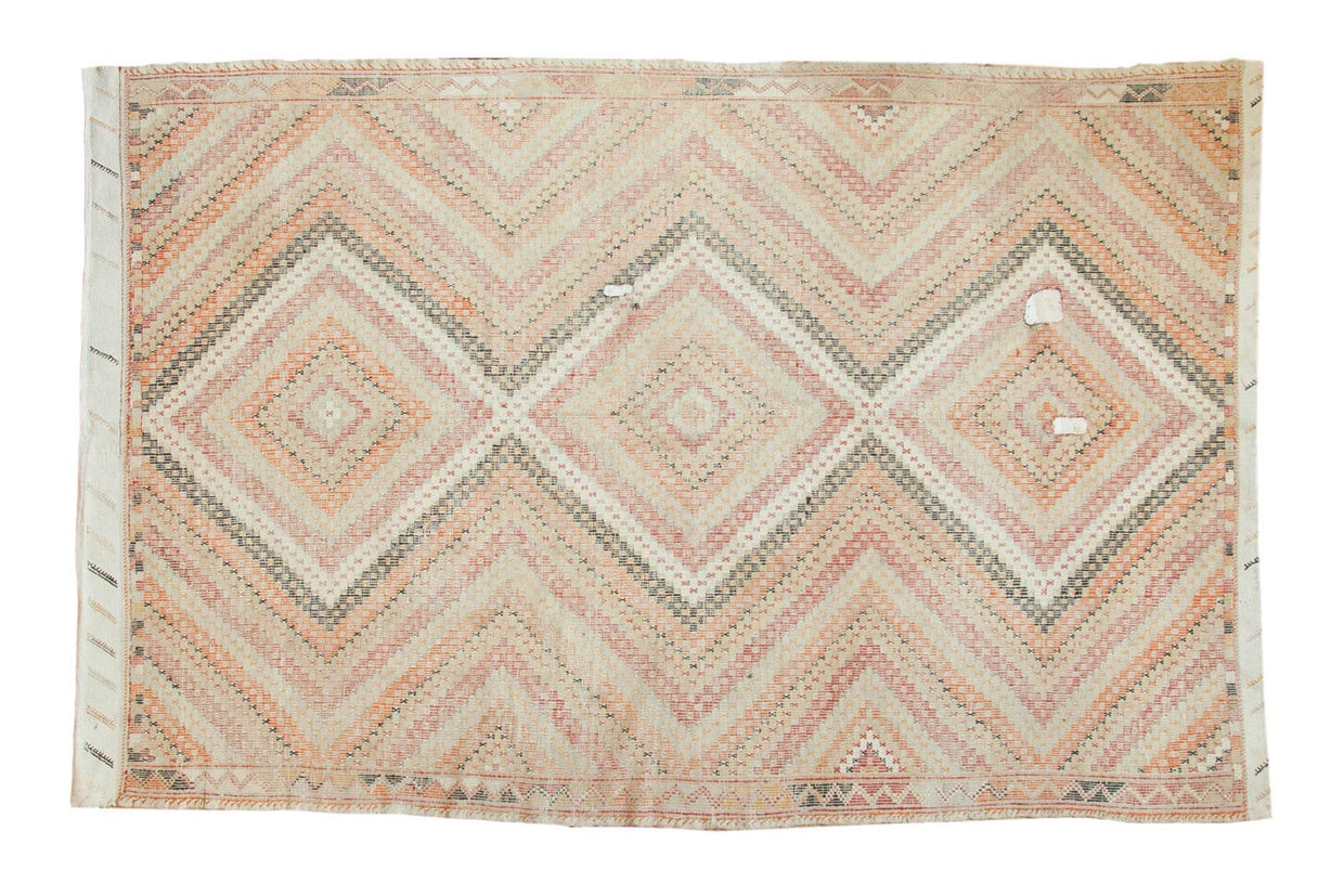 6x9.5 Vintage Distressed Jijim Carpet // ONH Item ee002826