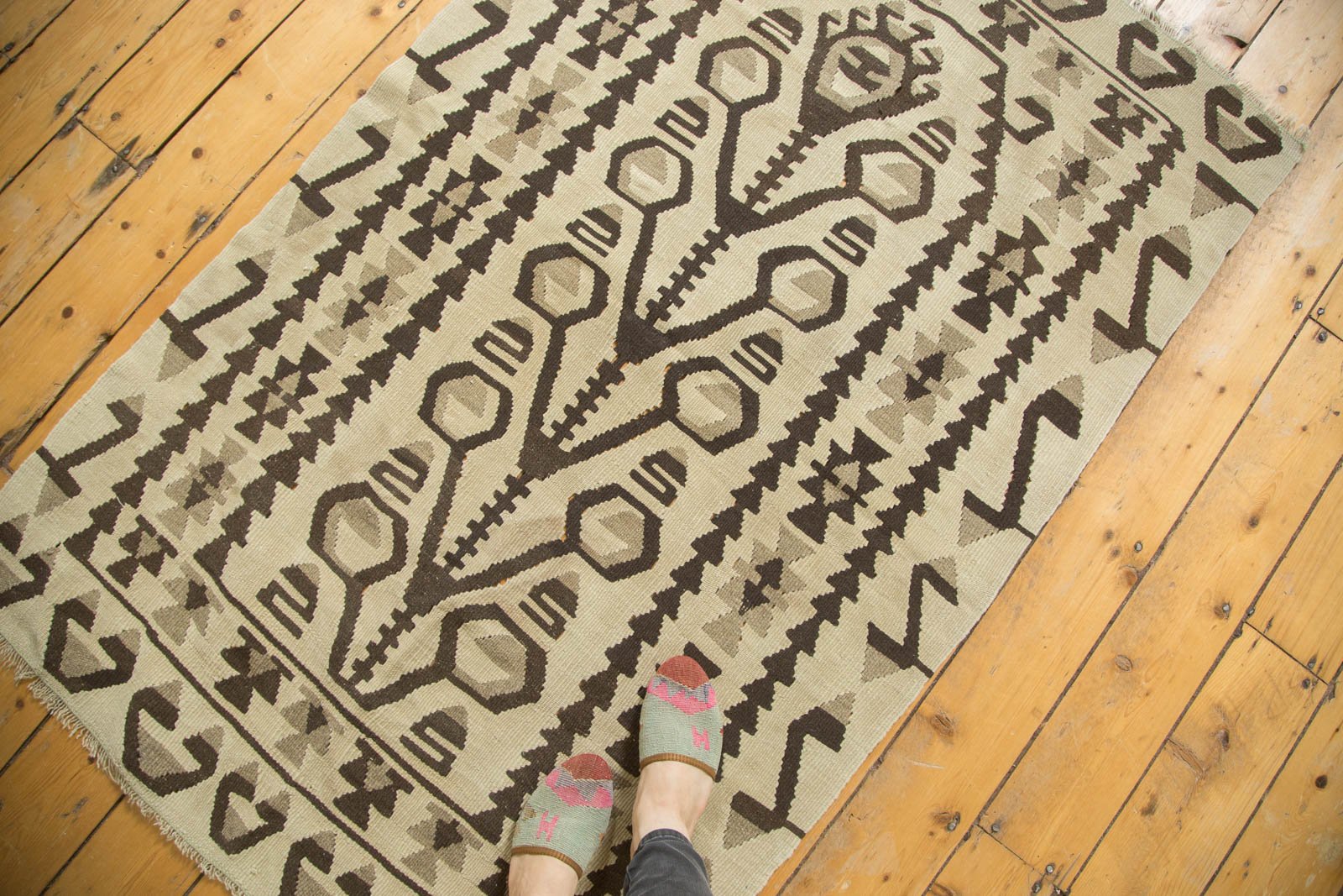 3.5x5.5 Vintage Distressed Kilim Rug // ONH Item ee002840 Image 1