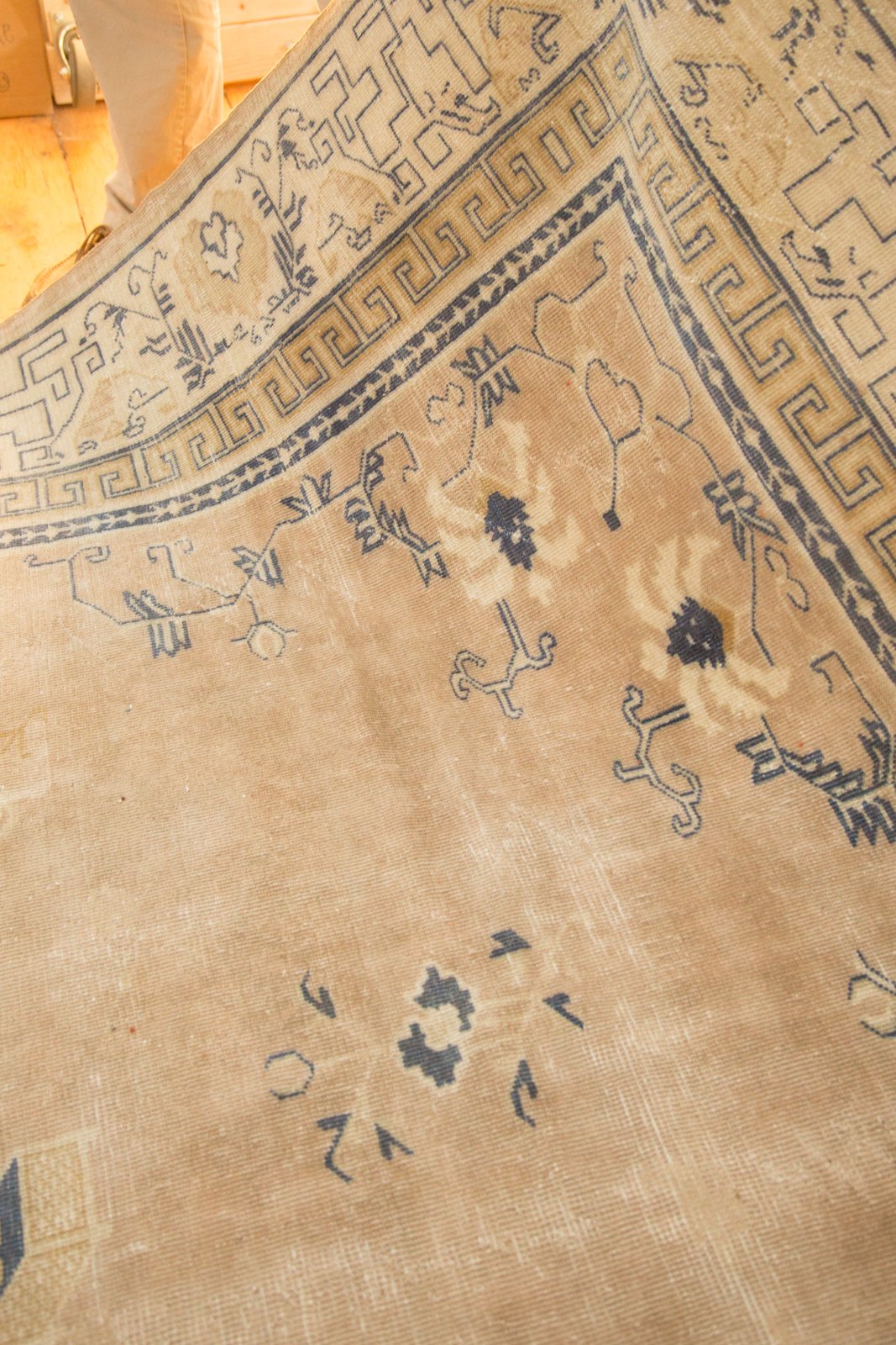 14x14 Antique Distressed Chinese Square Carpet / ONH item ee002851