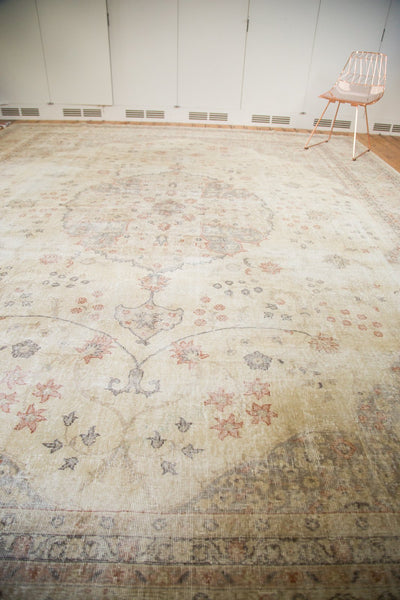  Vintage Distressed Sparta Carpet / Item ee002862 image 13