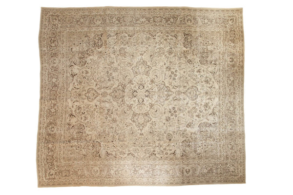 9'6" x 10'10" Vintage Distressed Meshed Carpet / Item ee002913 image 1