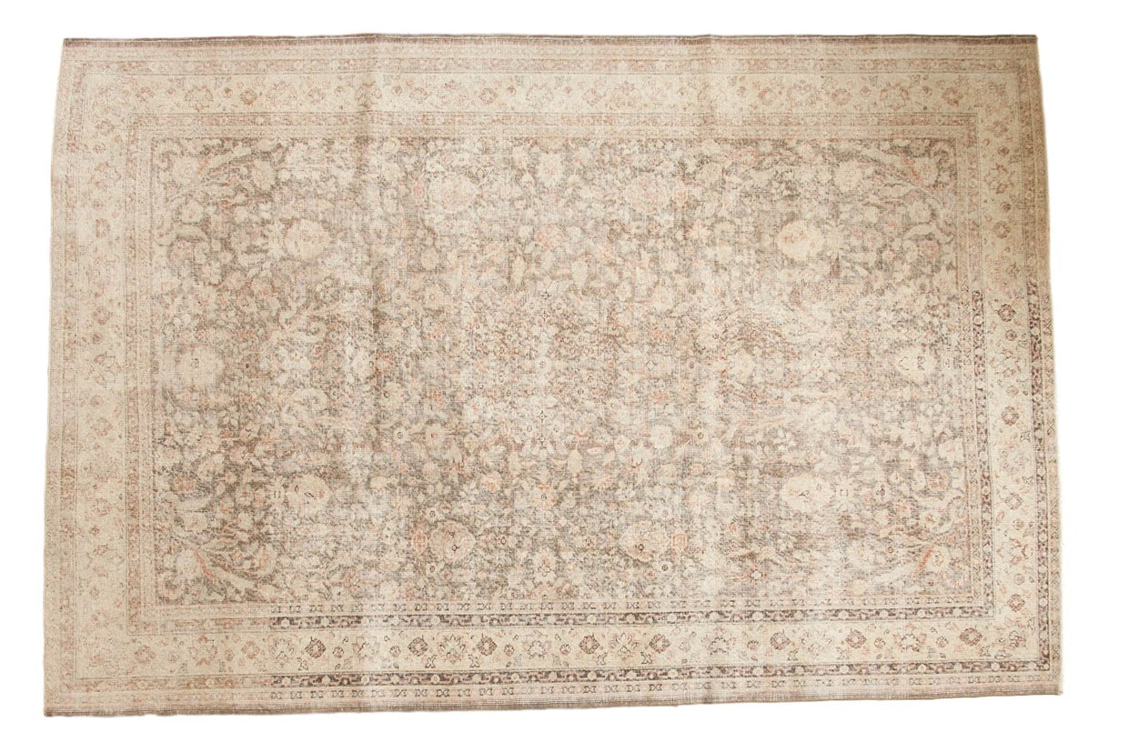 7x10.5 Vintage Distressed Sivas Carpet // ONH Item ee002946