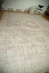 9x12.5 Vintage Distressed Meshed Carpet // ONH Item ee002964 Image 7