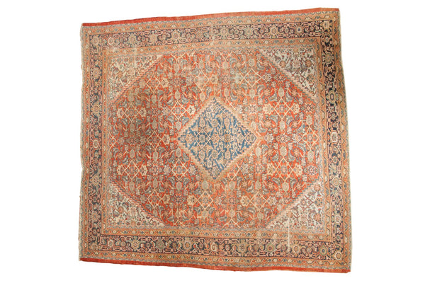 Antique Mahal Square Carpet