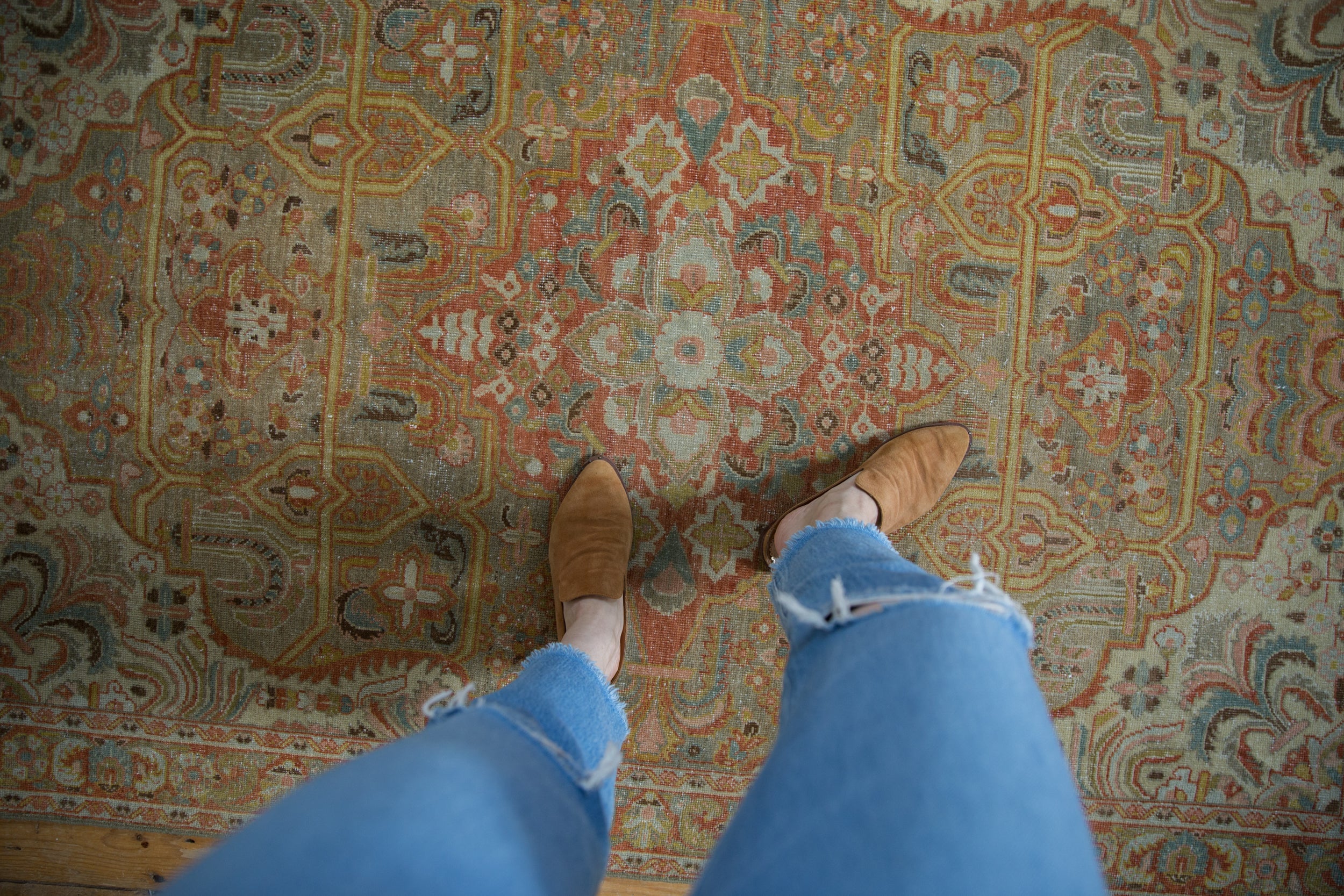 4.5x7 Vintage Distressed Armenian Rug // ONH Item ee003010 Image 1