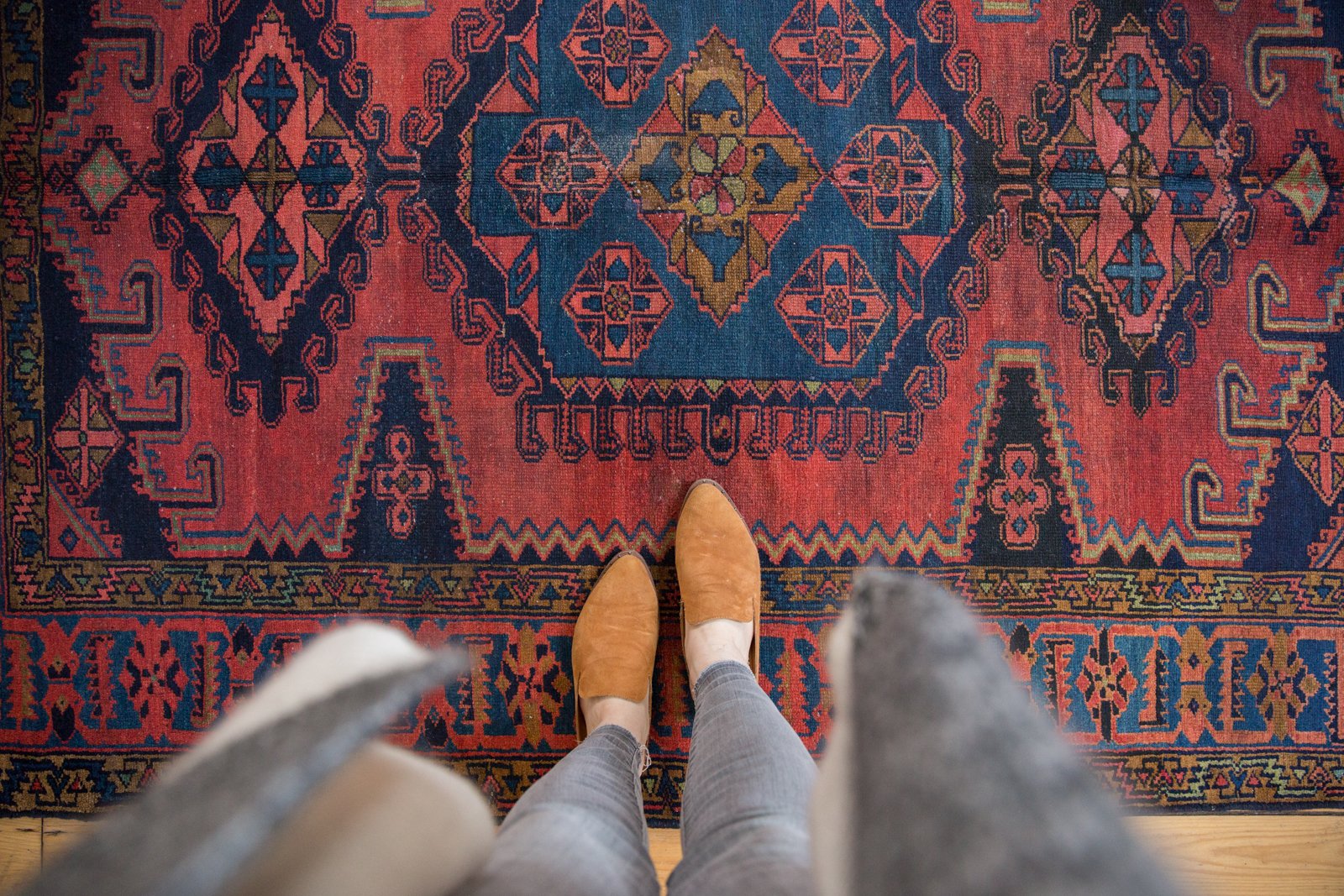  Vintage Veece Square Rug / Item ee003100 image 2