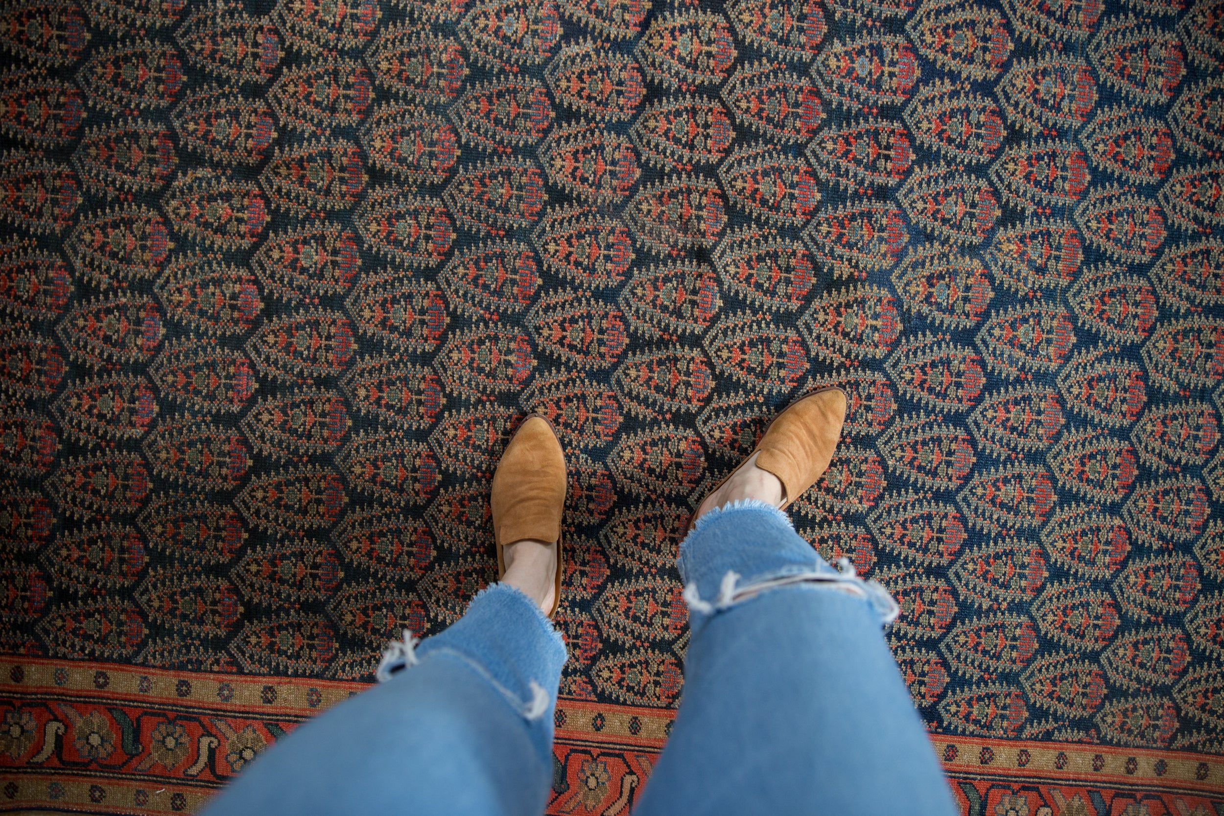 5.5x10 Vintage Malayer Carpet // ONH Item ee003111 Image 1