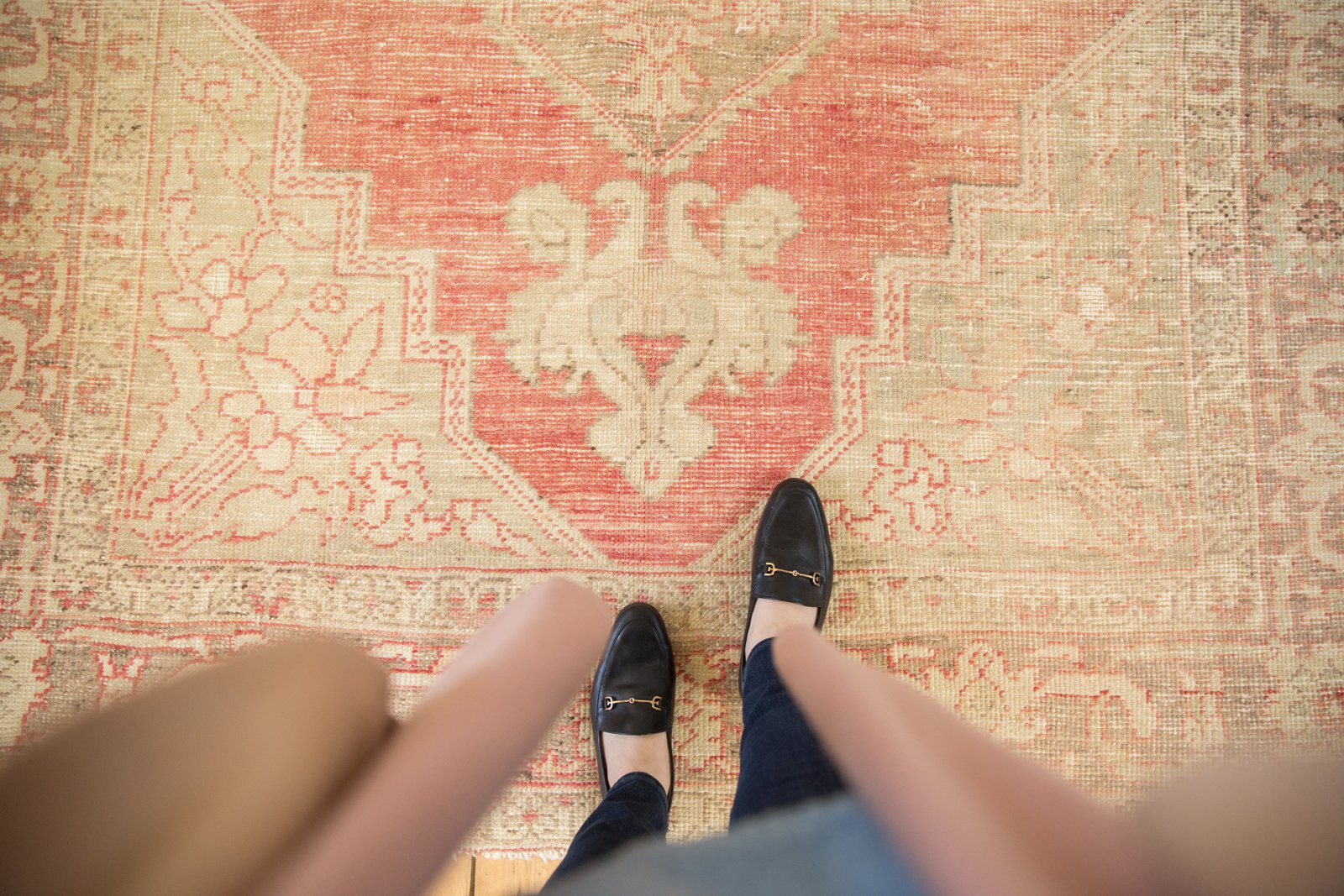 6.5x10 Vintage Distressed Oushak Carpet // ONH Item ee003123 Image 1