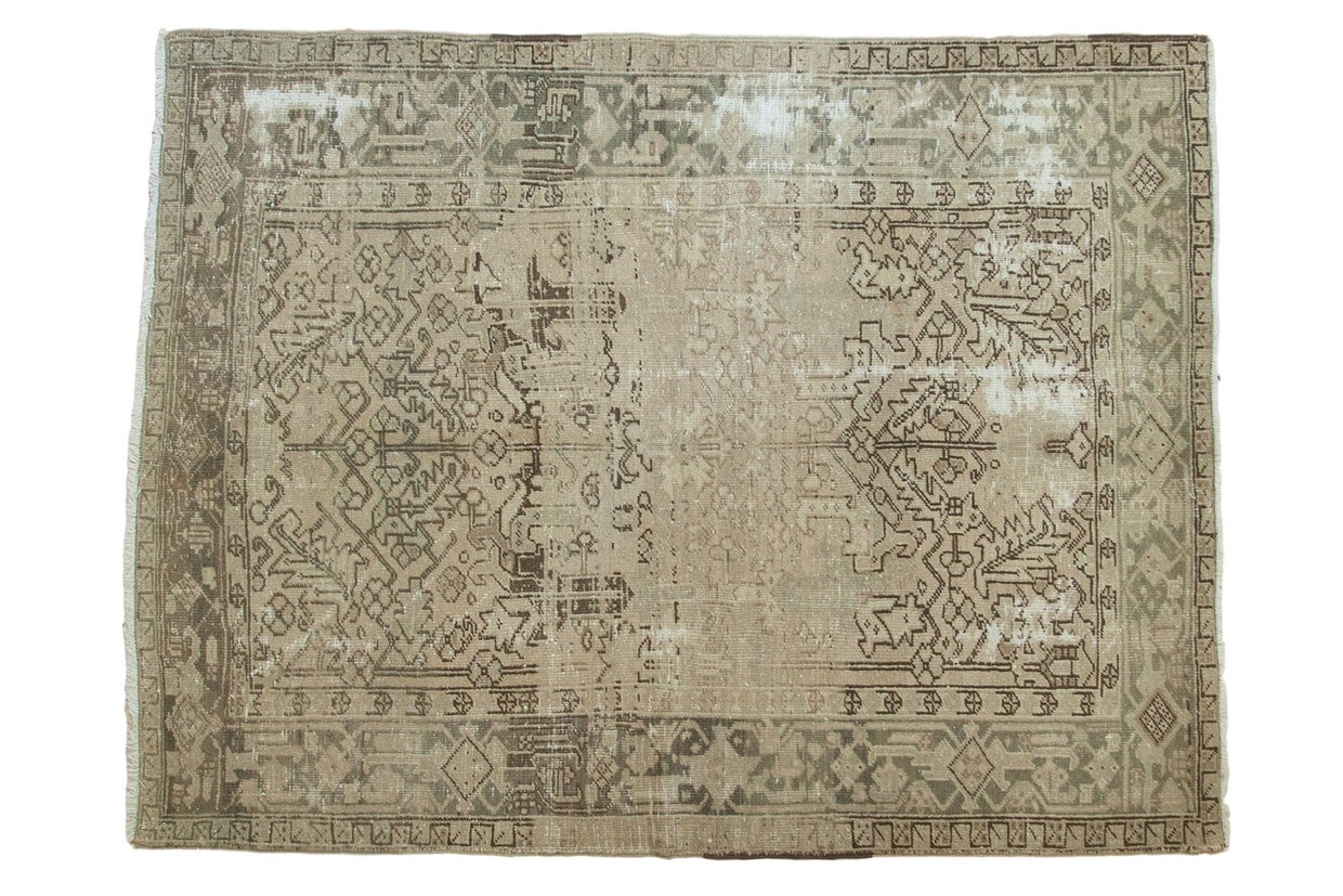 6x8 Vintage Distressed Heriz Carpet // ONH Item ee003155