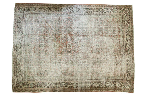 Vintage Distressed Mahal Carpet