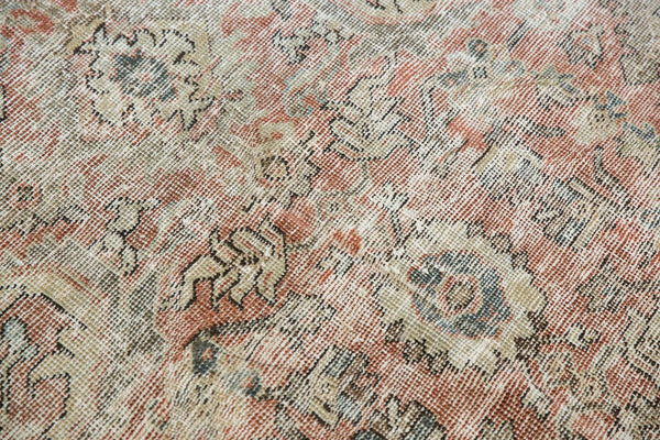 Vintage Distressed Mahal Carpet