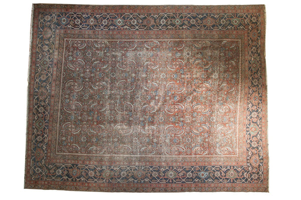 9'3" x 11'10" Vintage Heriz Carpet / Item ee003223 image 1