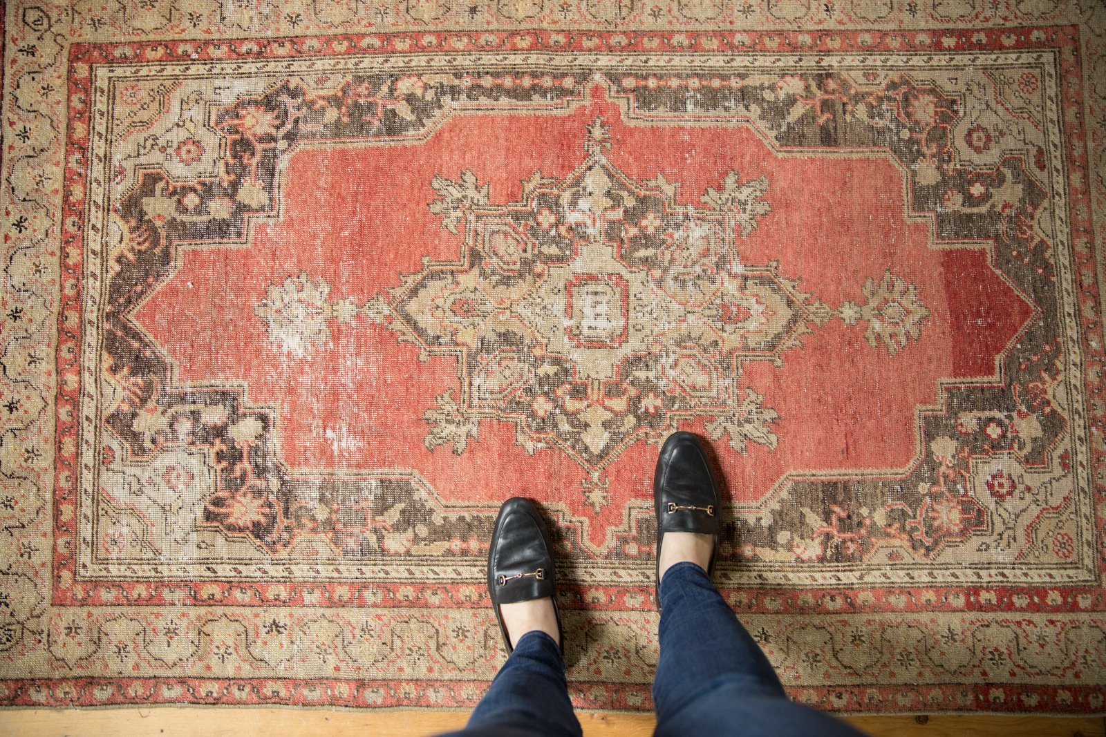 4x6 Vintage Distressed Oushak Rug // ONH Item ee003230 Image 1