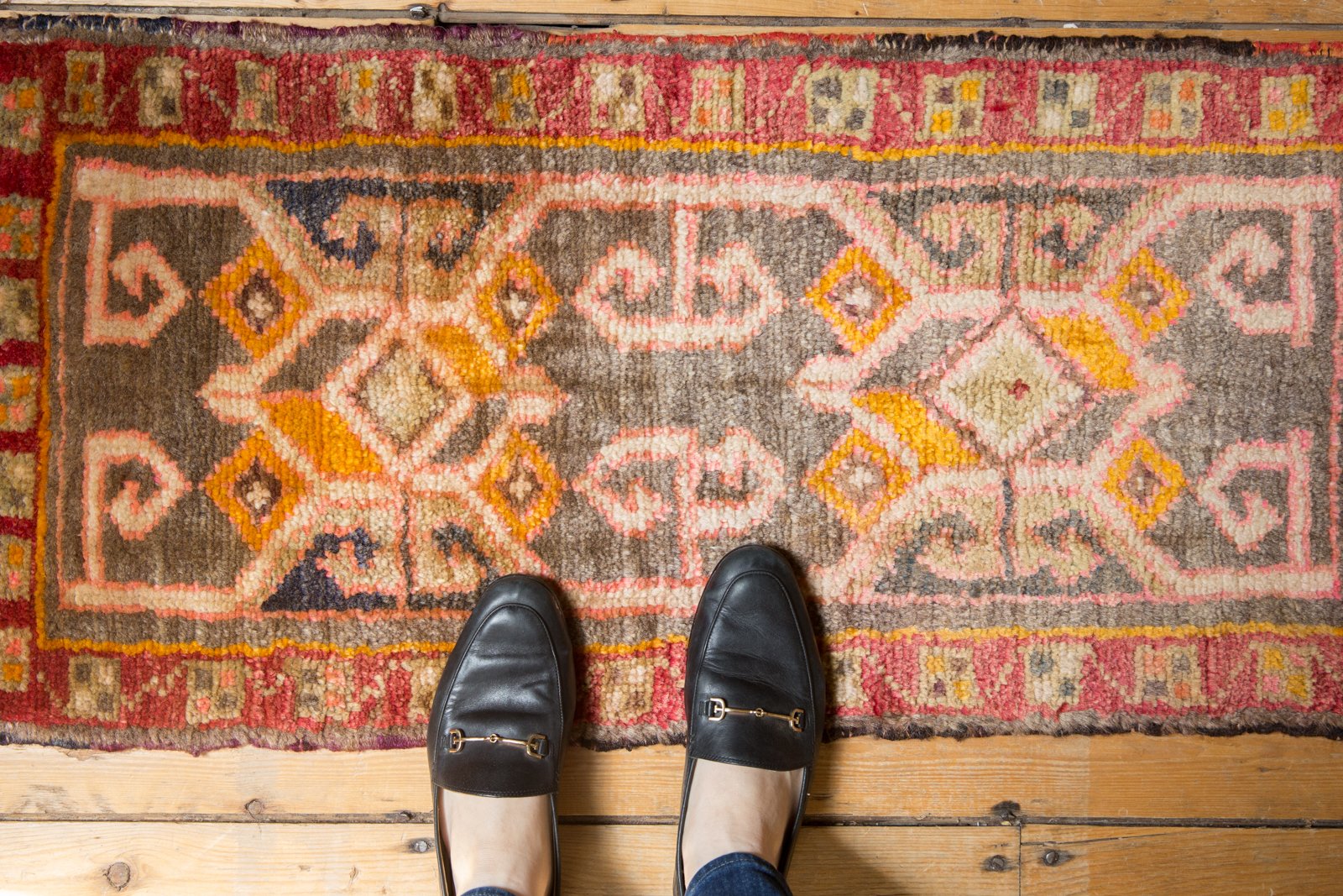 1.5x3.5 Vintage Oushak Rug Mat Runner // ONH Item ee003243 Image 1