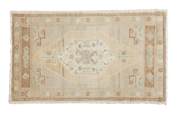 1'8" x 2'10" Vintage Distressed Oushak Rug Mat / Item ee003251 image 1