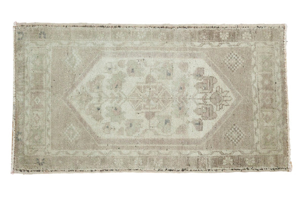 1.5x3 Vintage Oushak Rug Mat // ONH Item ee003255