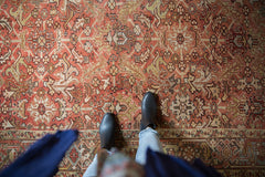  Vintage Distressed Heriz Carpet / Item ee003272 image 2