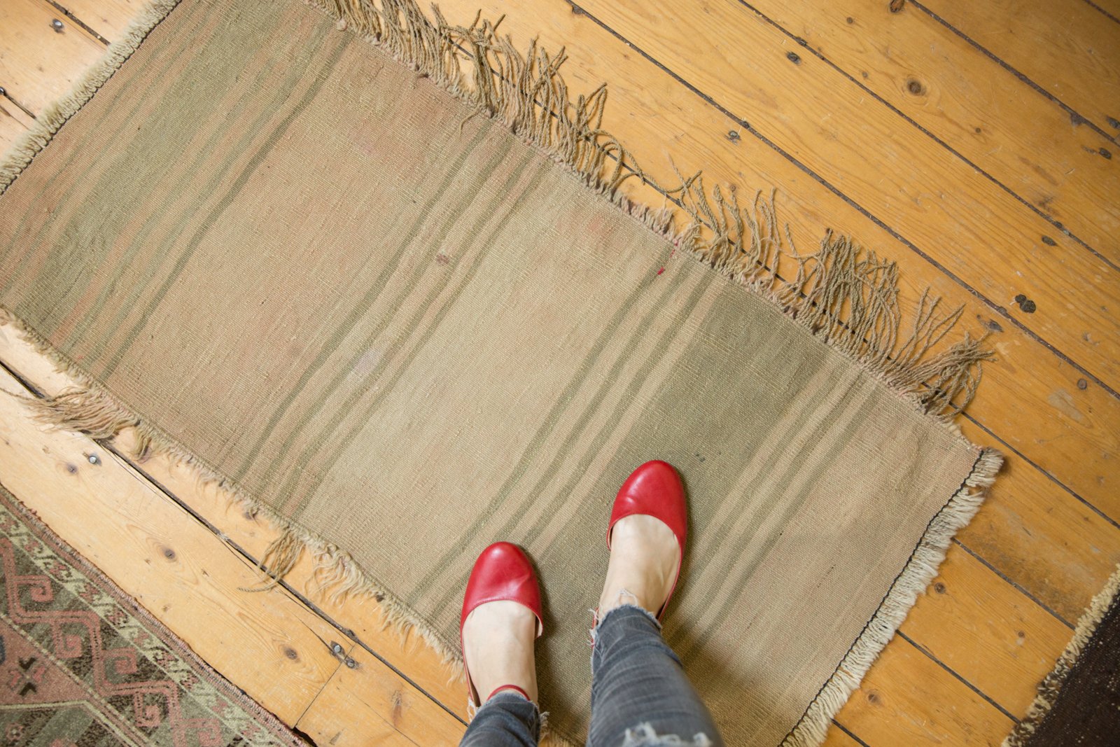  Vintage Turkish Kilim Rug Runner / Item ee003310 image 2