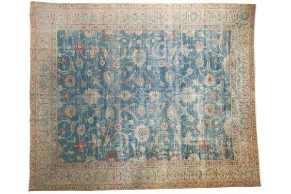 9'1" x 10'10" Vintage Distressed Tabriz Carpet / Item ee003325 image 1