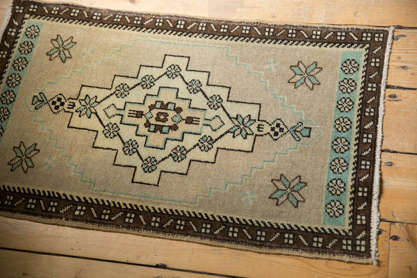 1.5x3 Vintage Distressed Oushak Rug Mat // ONH Item ee003353 Image 4