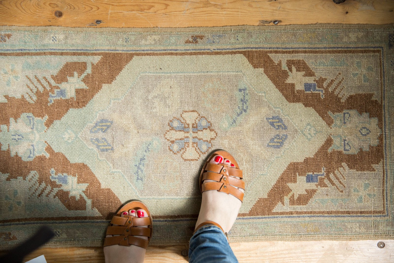 1.5x3 Vintage Distressed Oushak Rug Mat // ONH Item ee003357 Image 1