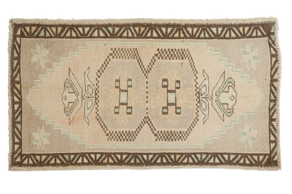 1.5x3 Vintage Distressed Oushak Rug Mat // ONH Item ee003358