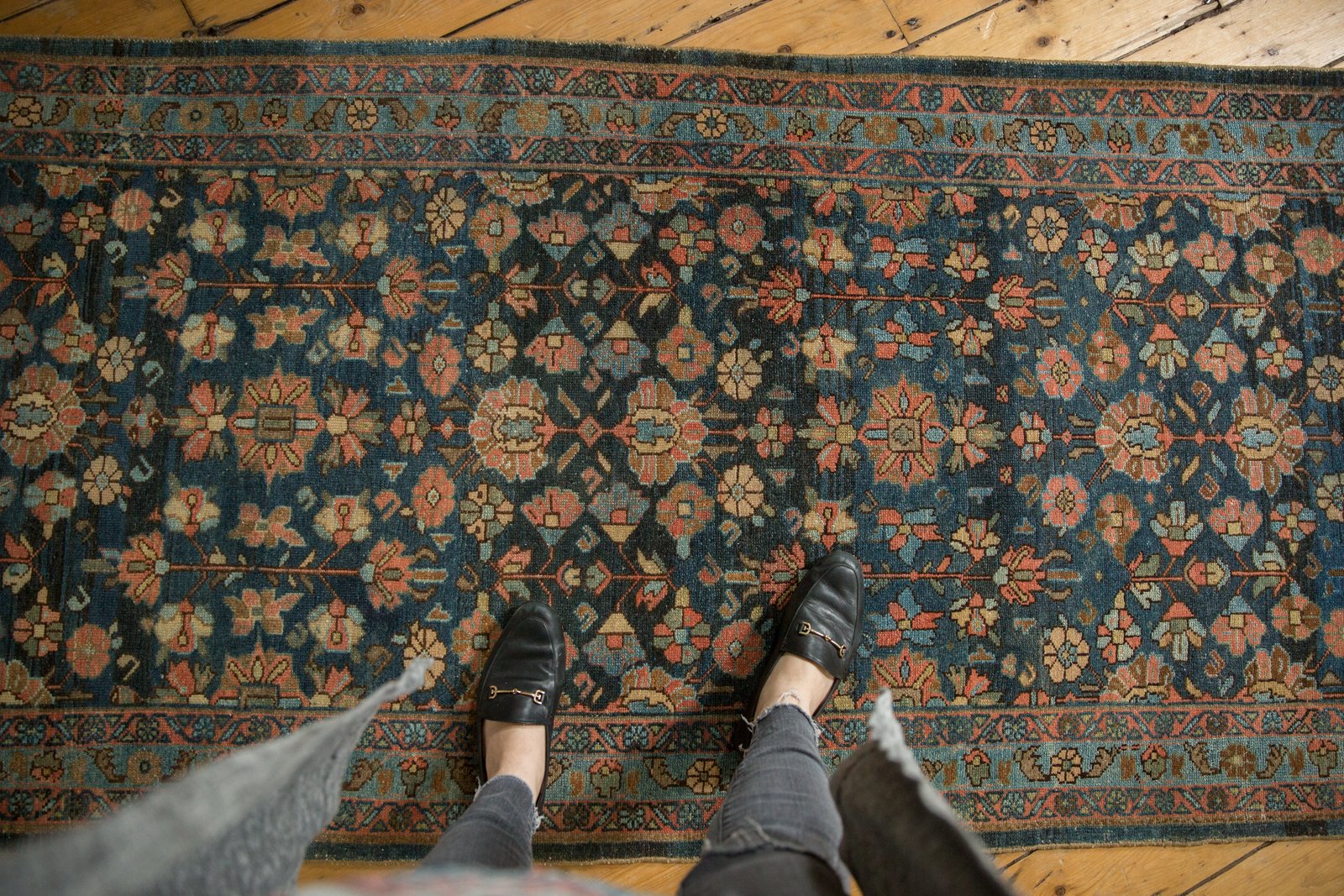 3.5x13.5 Vintage Lilihan Rug Runner // ONH Item ee003389 Image 1