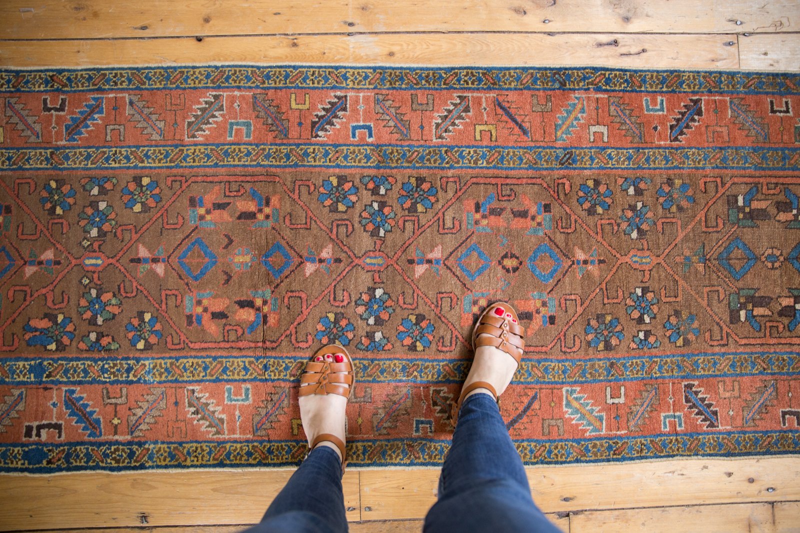 2.5x10.5 Vintage Heriz Rug Runner // ONH Item ee003451 Image 1