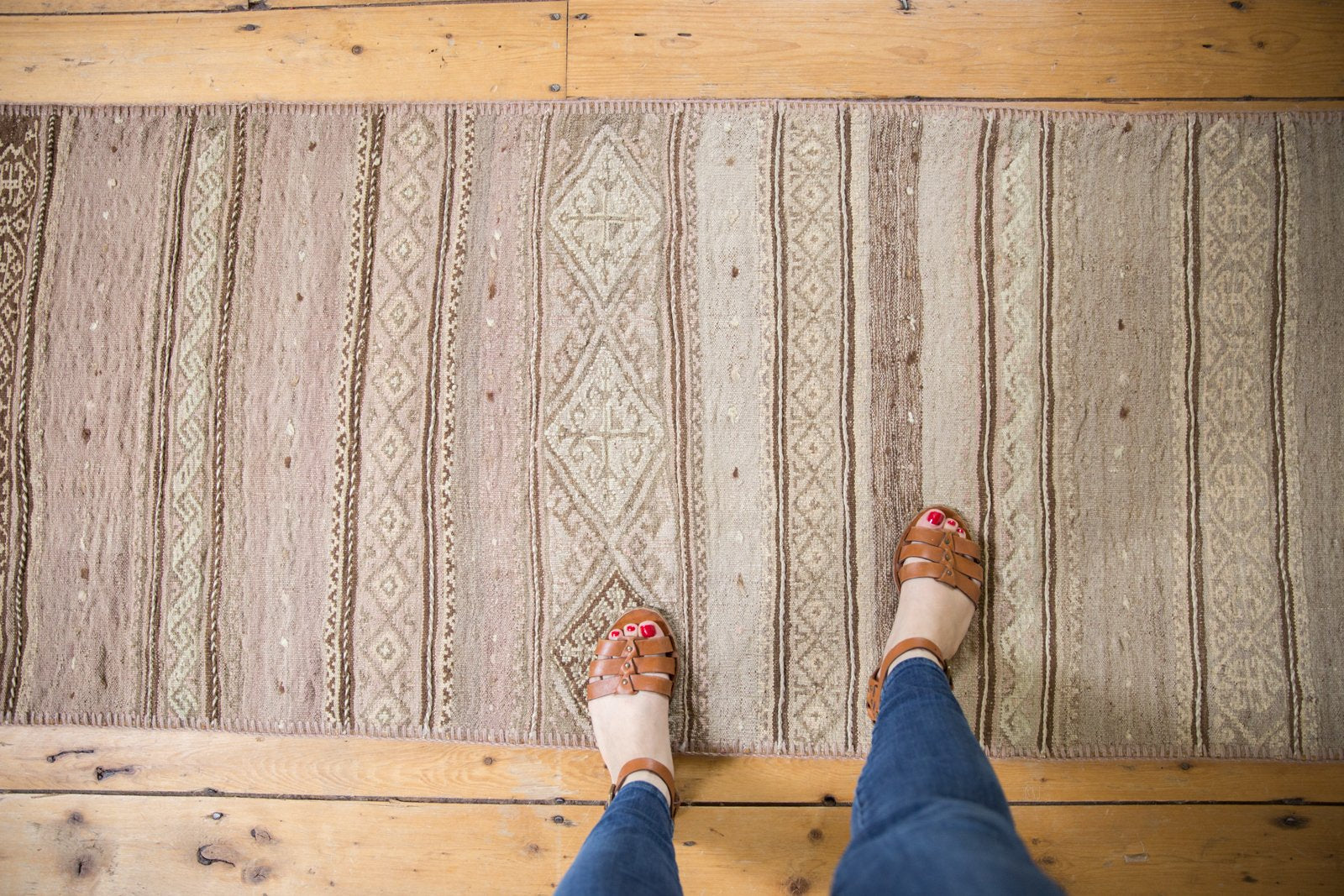 2.5x10.5 Vintage Distressed Jijim Rug Runner // ONH Item ee003456 Image 1