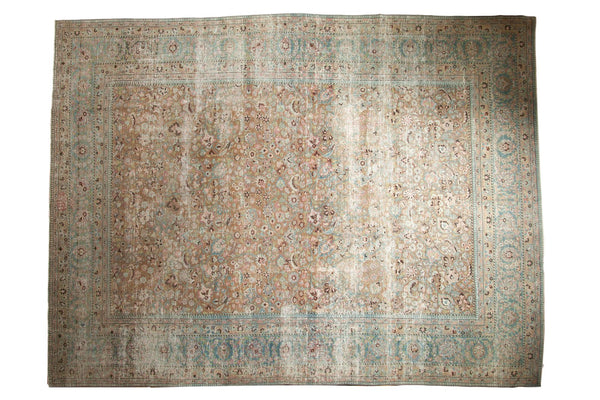 9.5x13 Vintage Distressed Meshed Carpet // ONH Item ee003468